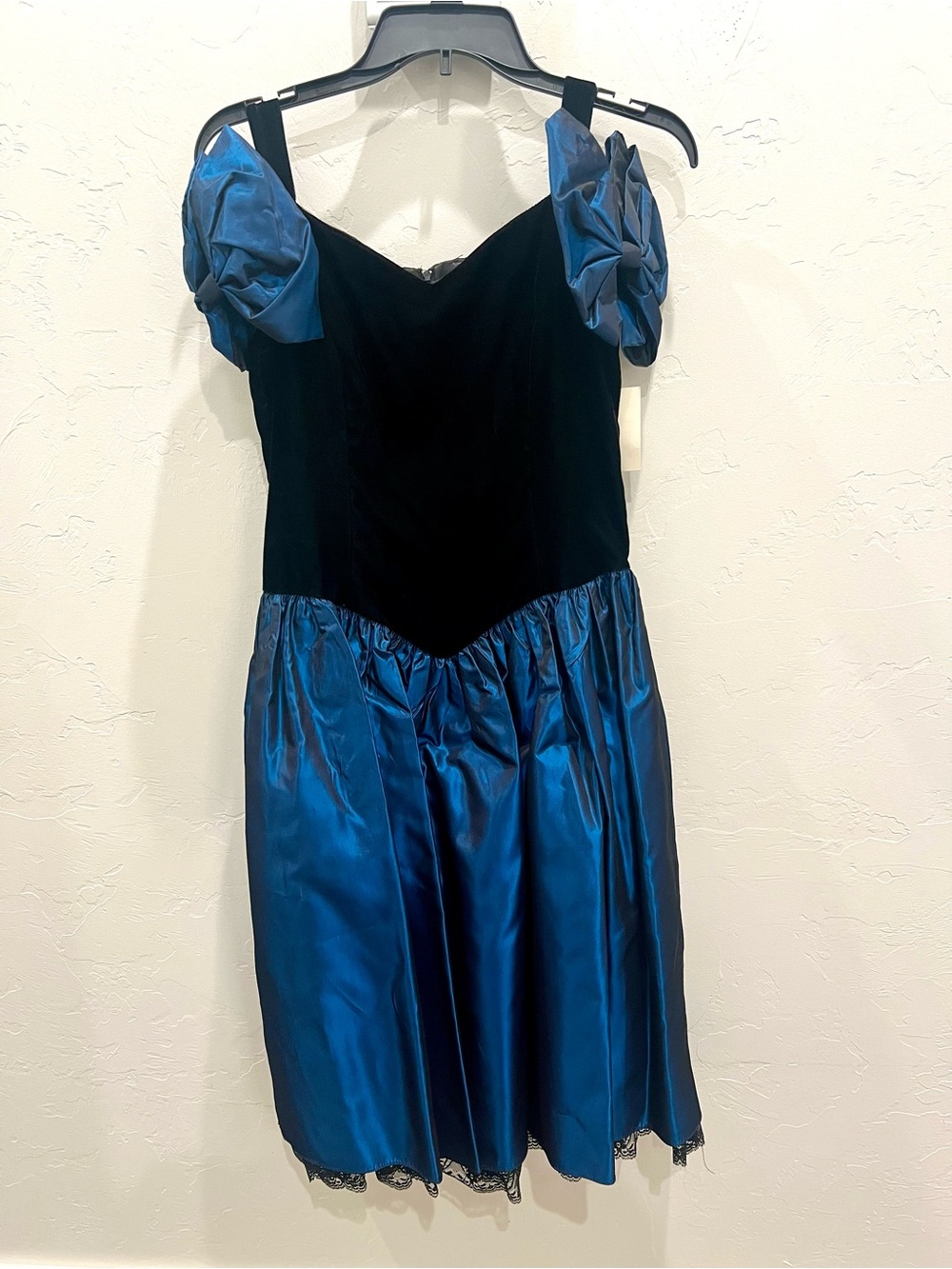 VTG 80s Gunne Sax Jessica McClintock Taffeta Blue Sleeves/Skirt & Velvet Size 12